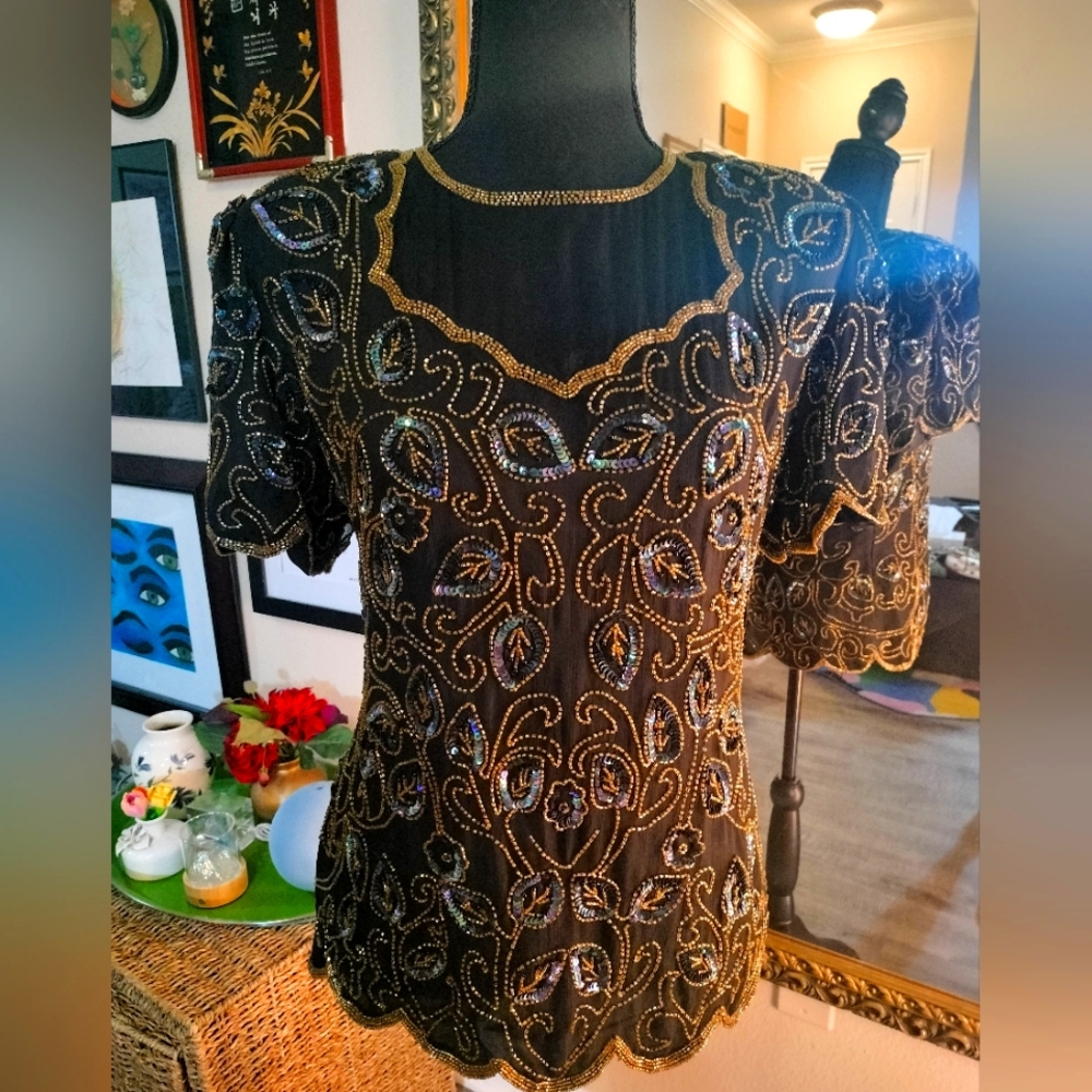 Vintage Papell Boutique evening blouse. Size large.
